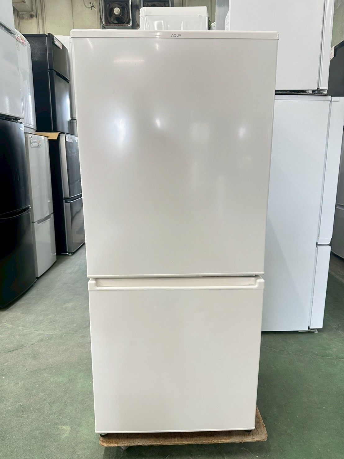 大阪送料無料★3か月保障★冷蔵庫★2022年★AQR-17M(W)★IR-454 大阪送料無料☆3か月保障付き☆冷蔵庫☆アクア☆2ドア
