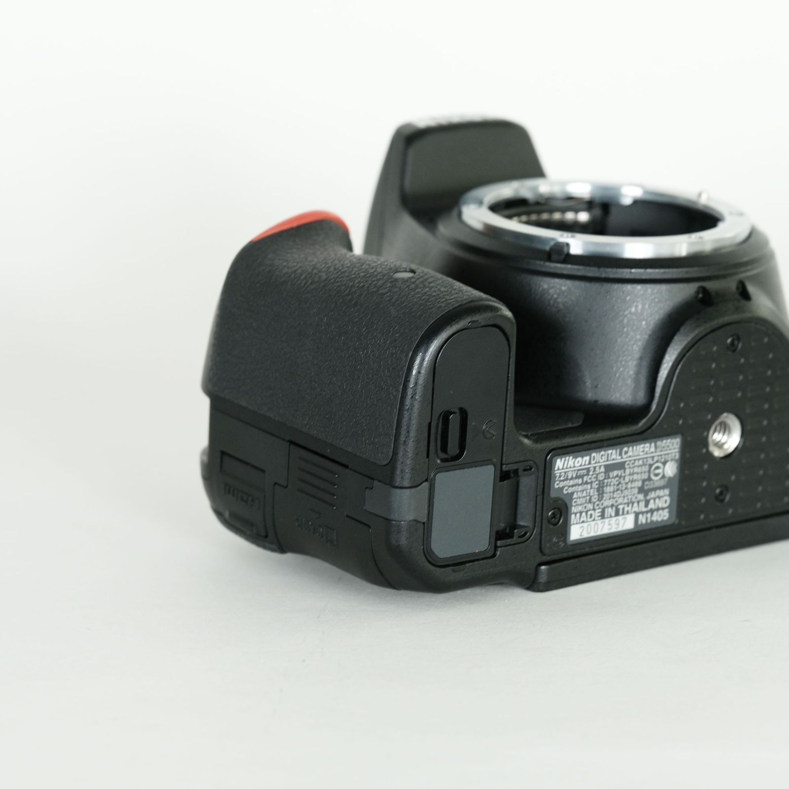 ジャンク品 | シャッター数3,930回] Nikon D5500 | デジタル一眼レフ