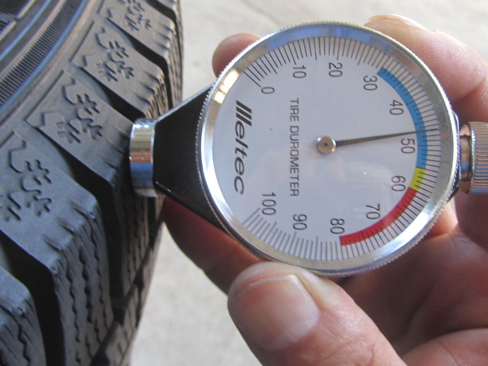 カローラフィールダー外し