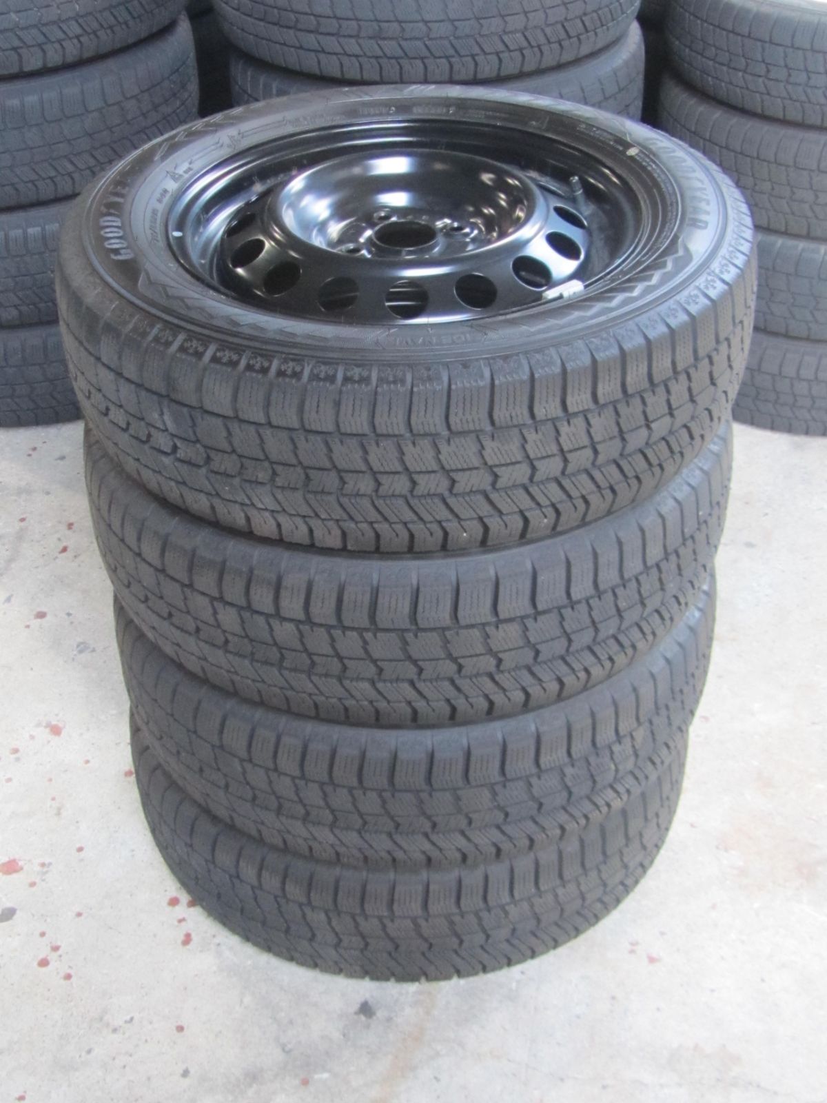 カローラフィールダー外し