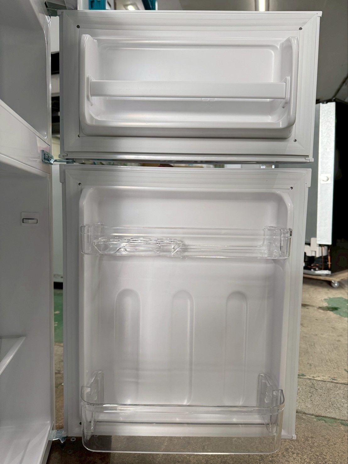 高年式】大阪送料無料☆3か月保障付き☆冷蔵庫☆ヤマダ☆2ドア☆2024年