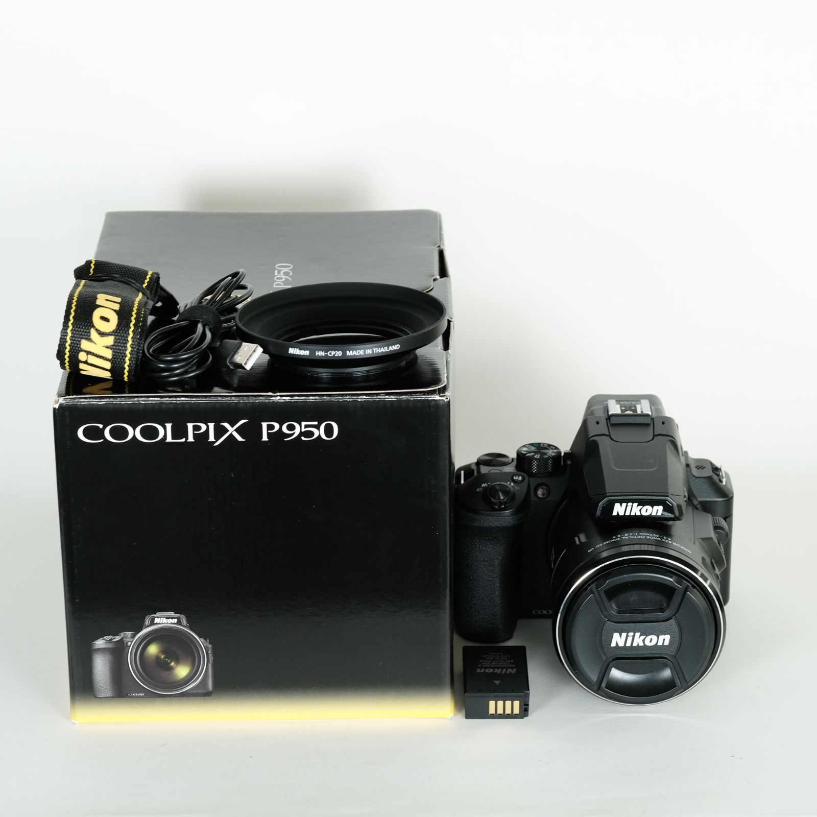 Nikon COOLPIX P950 コンパクトデジタルカメラ