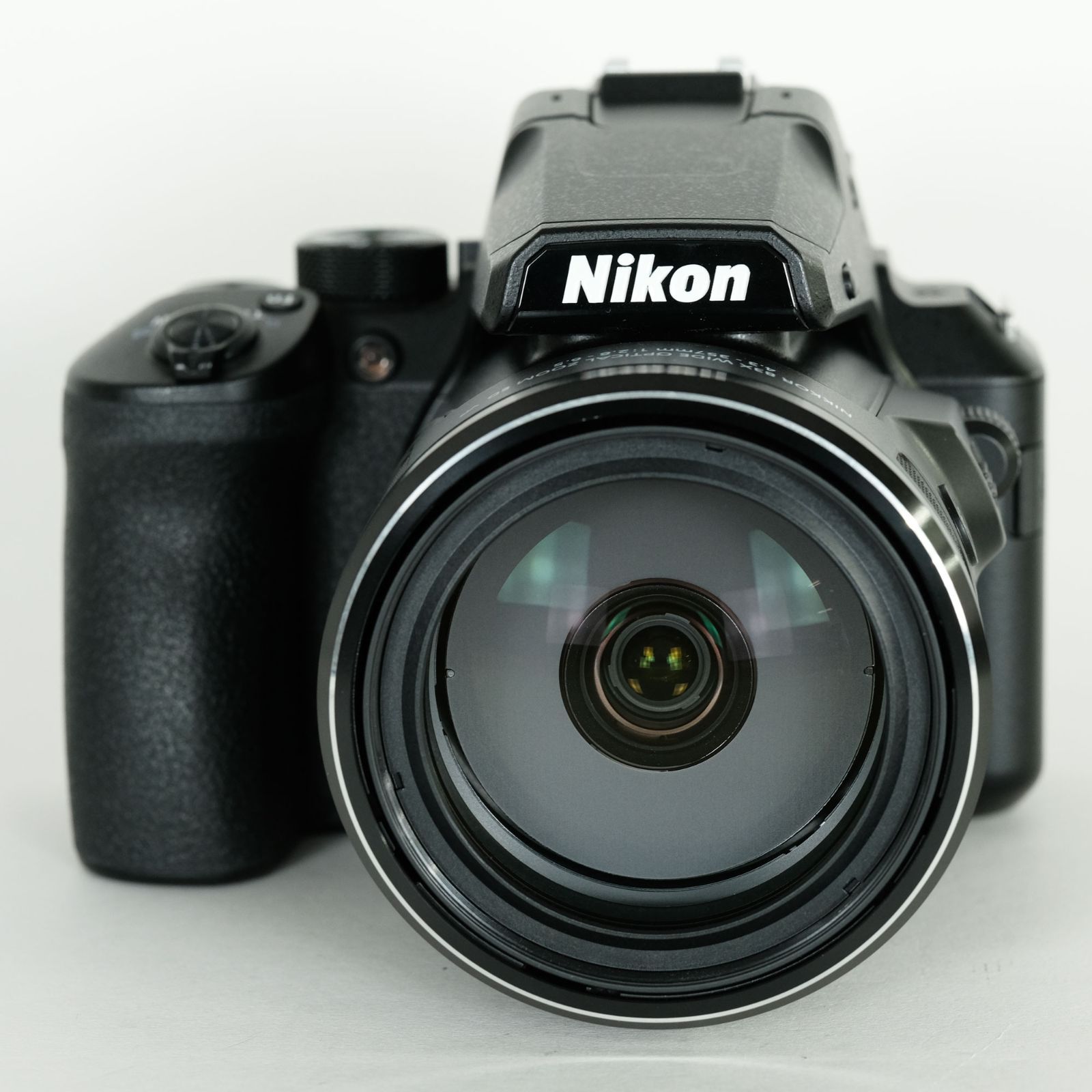 Nikon COOLPIX P950 コンパクトデジタルカメラ