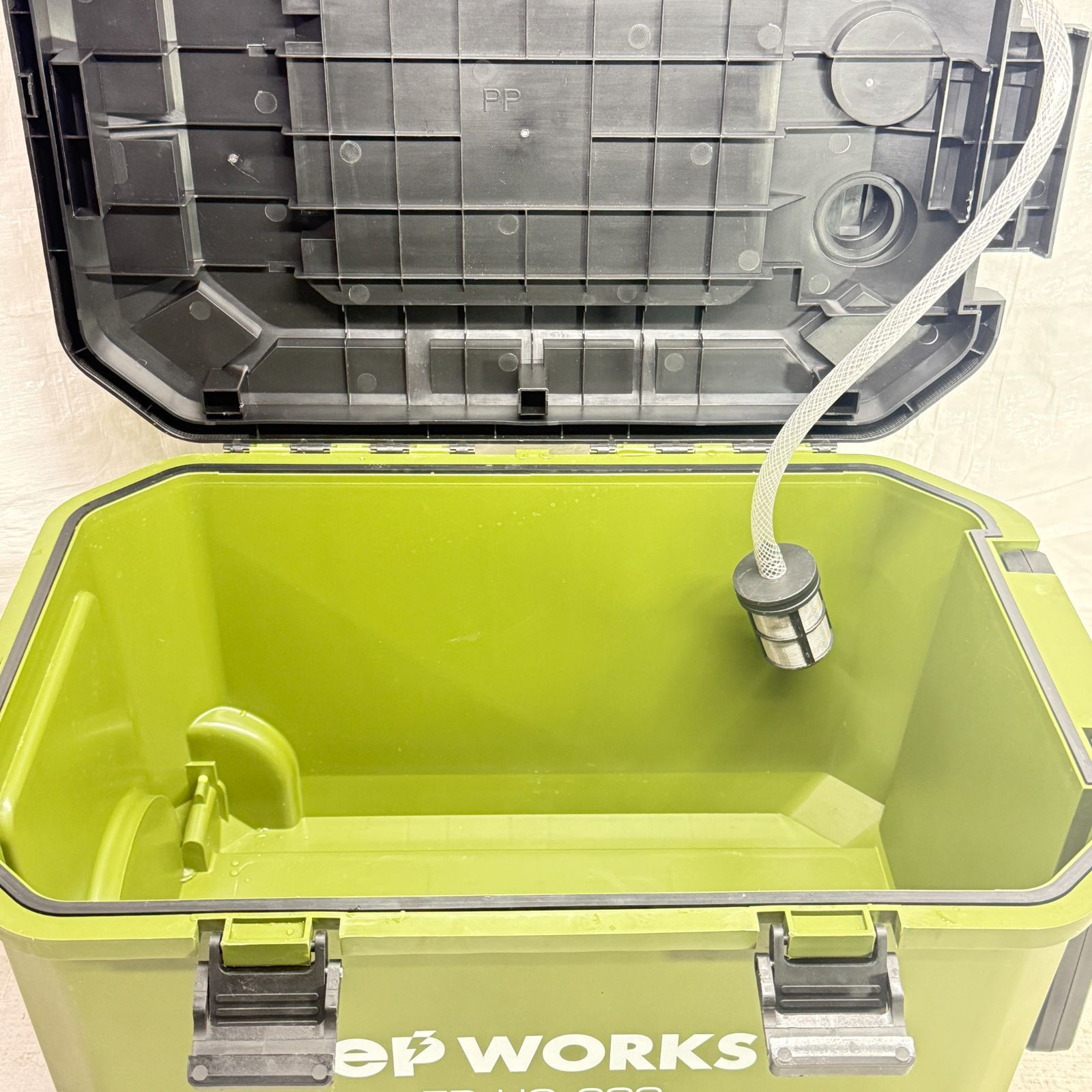 収納ケース付き