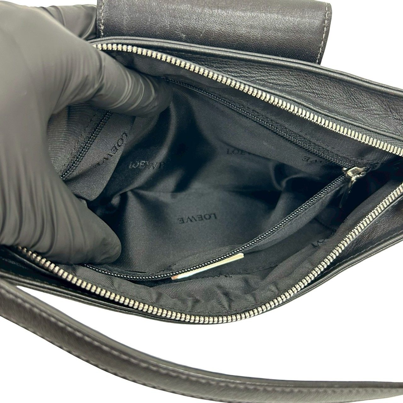 ショルダーバッグ