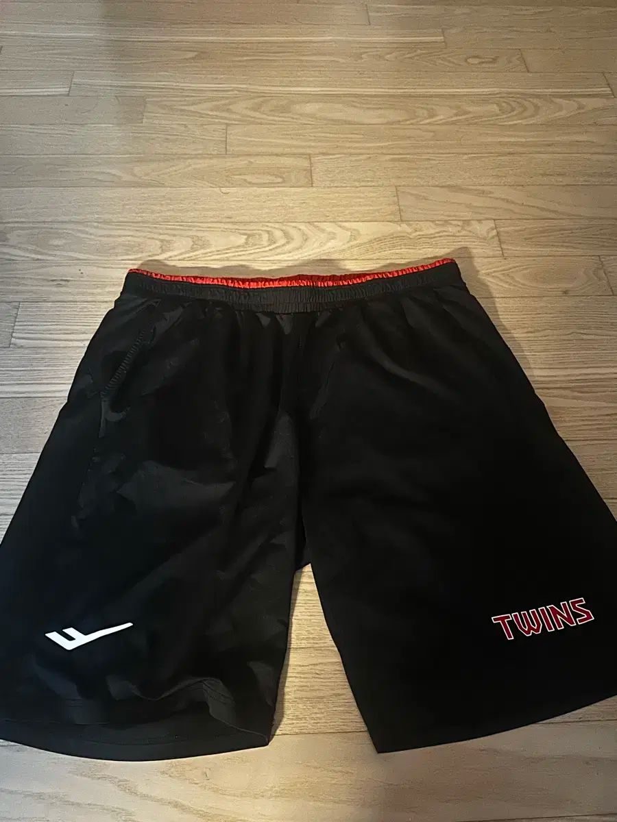 LG TWINS ツインズ 選手 実際に着用 半袖 ハーフパンツ