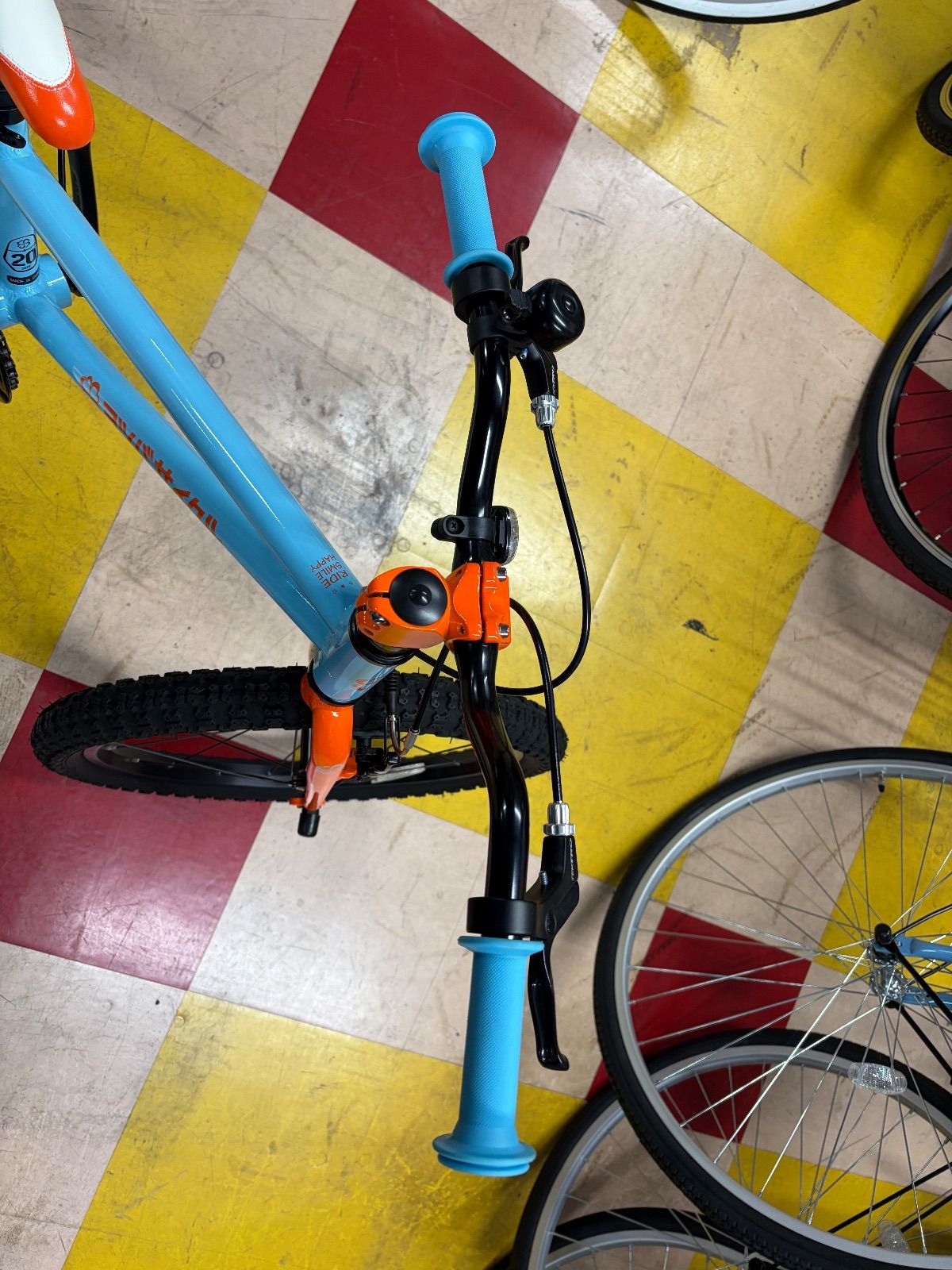 ヨツバサイクル YOTSUBA Zero 20 ラムネブルー 20インチ 子供用軽量