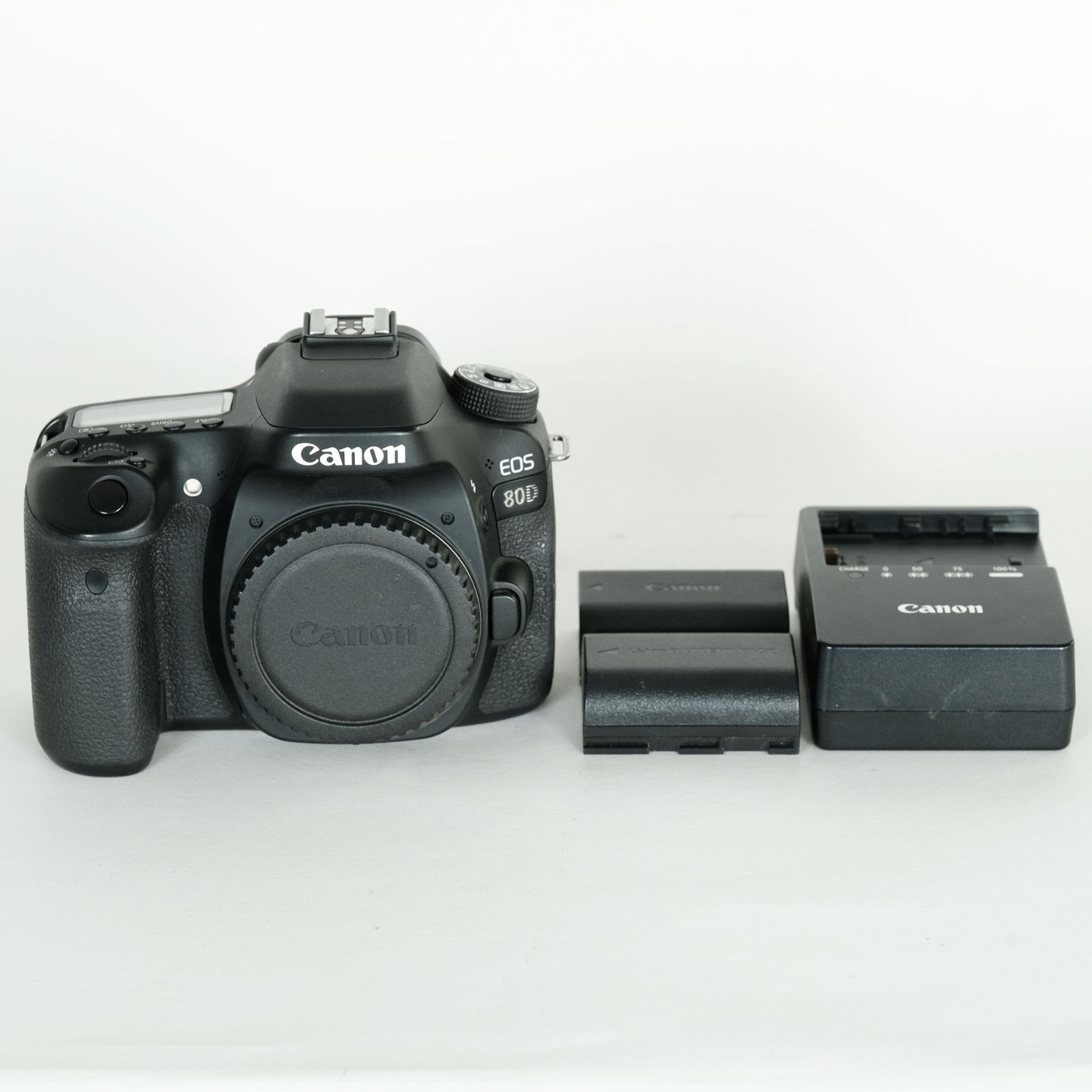 バッテリー 付 Canon EOS 80 D デジタル一眼レフカメラ