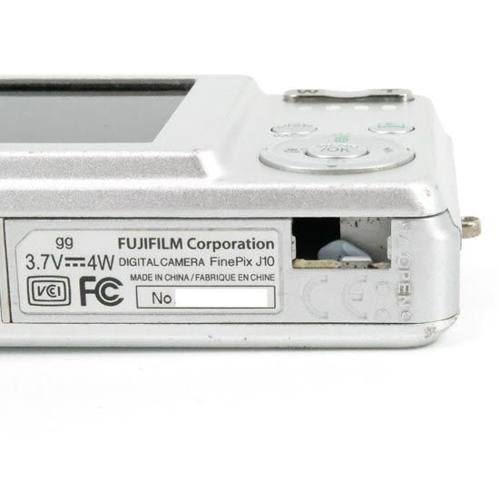bn:3] FUJIFILM デジカメ FinePix J10 シルバー 815万画素 本体のみ 