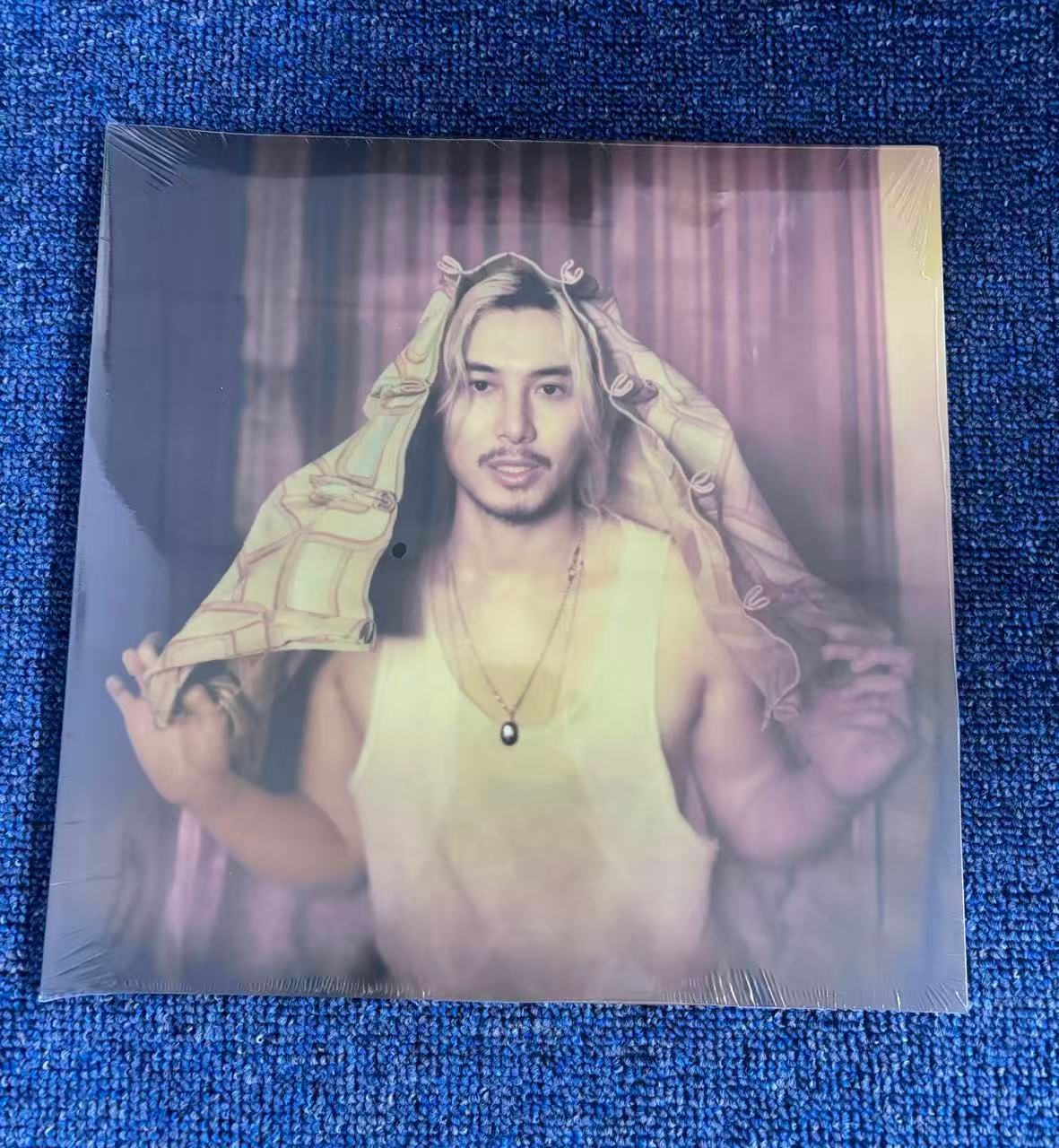 藤井風 Prema 1000枚限定 レコード UO Exclusive 新品】藤井風 Prema 1000枚限定 レコード UO Exclusive - メルカリ