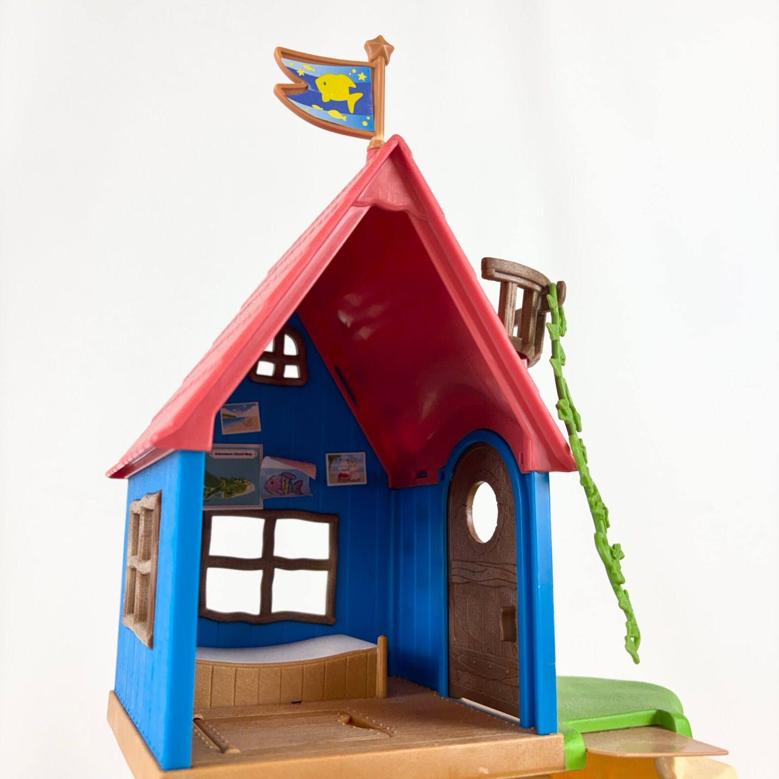 ◆新品 海外 シルバニア Secret  Playhoue 海外版】シルバニアファミリー Secret Island Playhous ‐ぼうけん島の