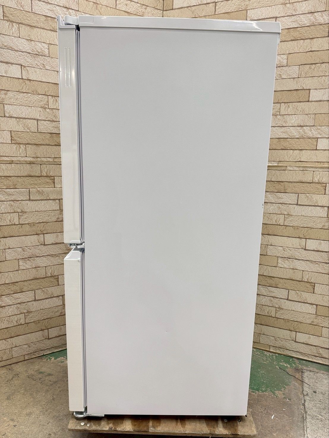 大阪送料無料☆3か月保障付き☆冷蔵庫☆シャープ☆2ドア☆2021年☆SJ