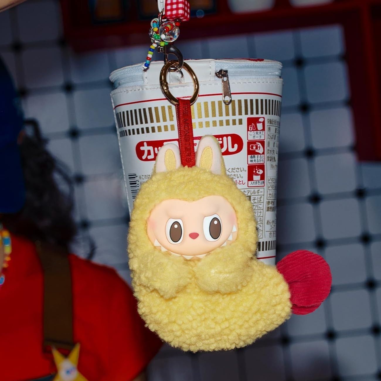 新品】 the monsters wacky mart シリーズ イヤホンケース POP MART