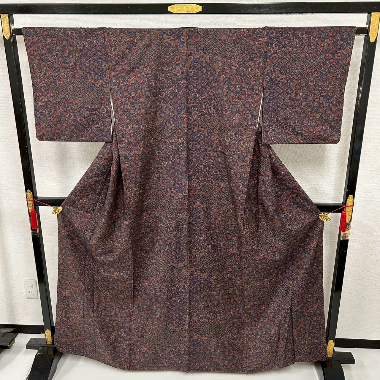 更紗 紬 正絹 裄65 しつけ糸 美しい染め 袷 着物 MK-861 - メルカリ