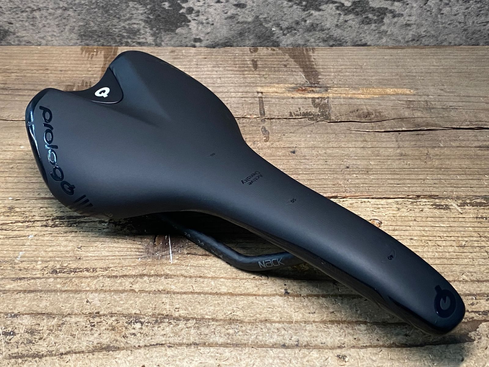 JN 655 プロロゴ prologo ナゴ NAGO EVO NACK サドル 黒 Nackレール