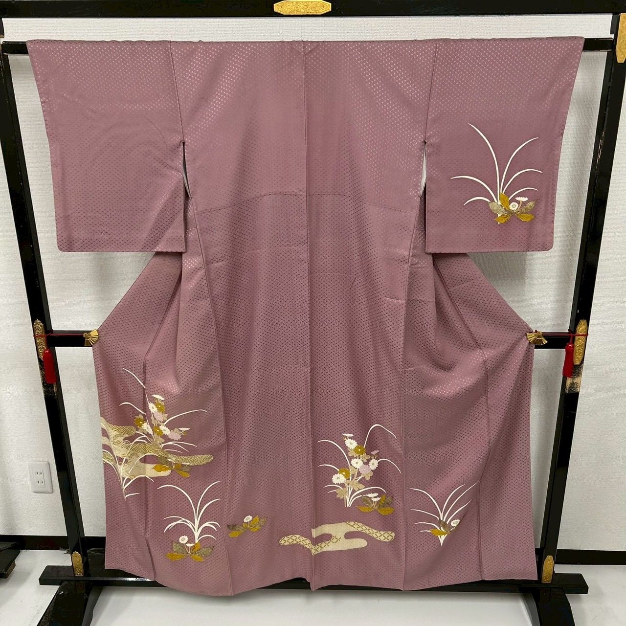 付け下げ 正絹 紋なし しあわせガード 上品な染めの花 袷 着物 MK-862