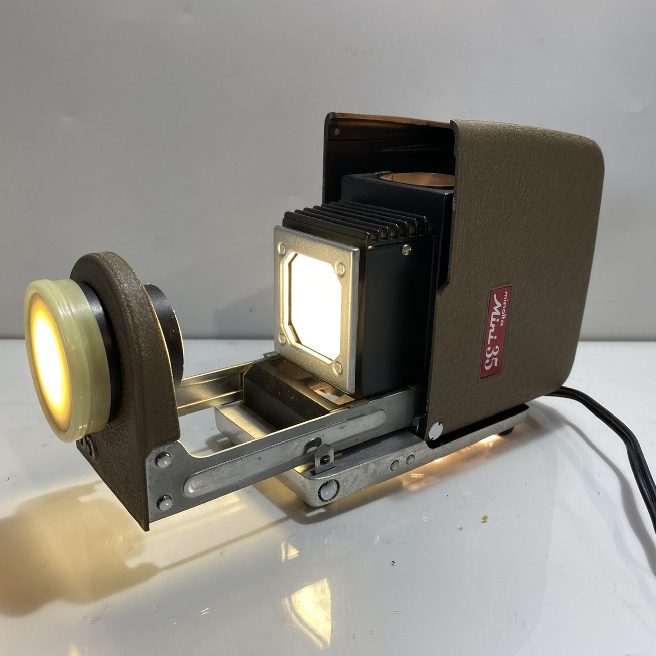 minolta ミノルタ Mini35 スライド映写機 ジャンク品 [管理No