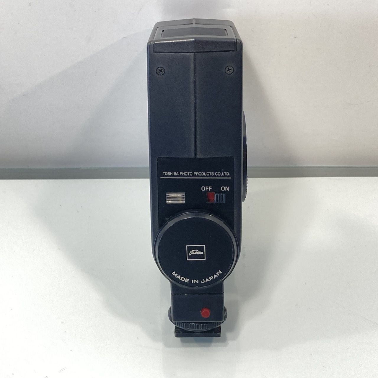 TOSHIBA 東芝 QCC-2000 ストロボ ジャンク品 [管理No.：S10842_C3_60