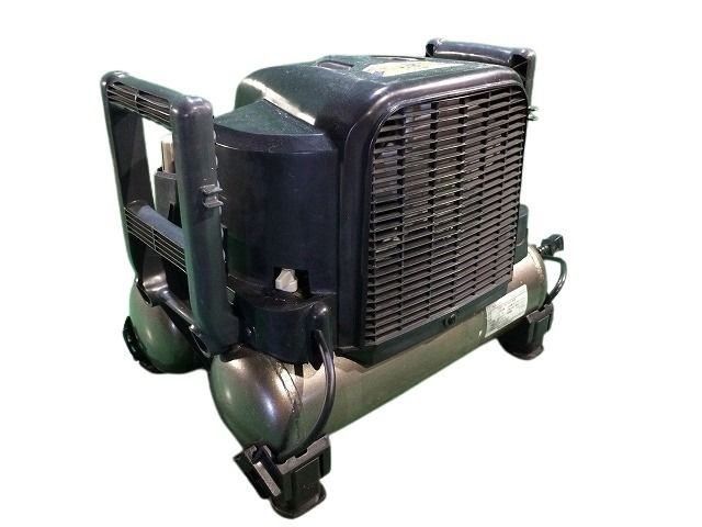 エアコンプレッサー