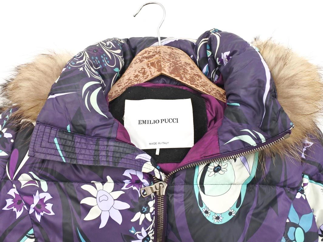 美品　EMILIO PUCCI エミリオプッチ　花柄　フローラ　ダウン　ベスト エミリオプッチダウン 美品 EMILIO PUCCI エミリオプッチ 花柄