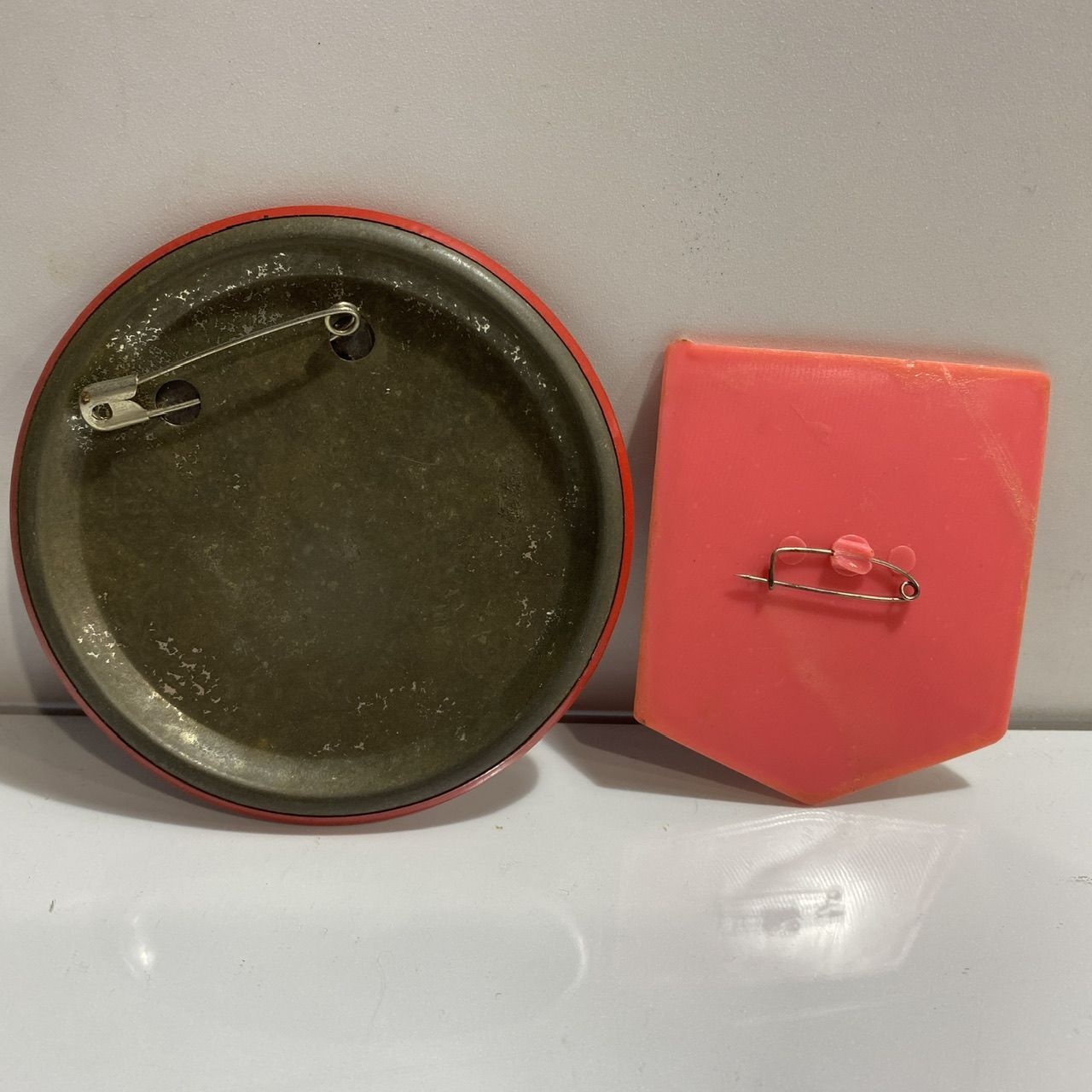 エイトマンバッチ 昭和レトロ エイトマン バッチ シール まとめ売り [管理No