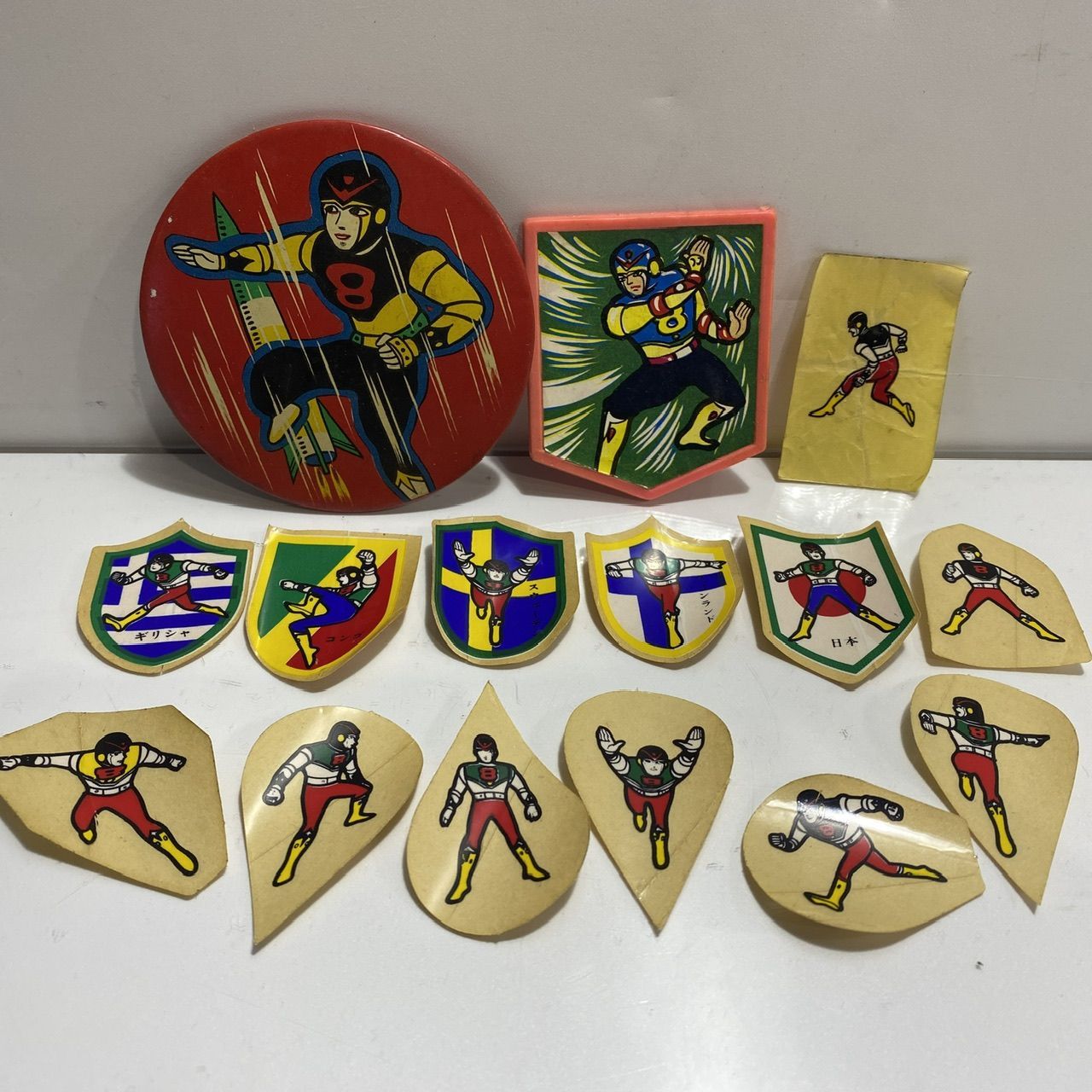 エイトマンバッチ 昭和レトロ エイトマン バッチ シール まとめ売り [管理No