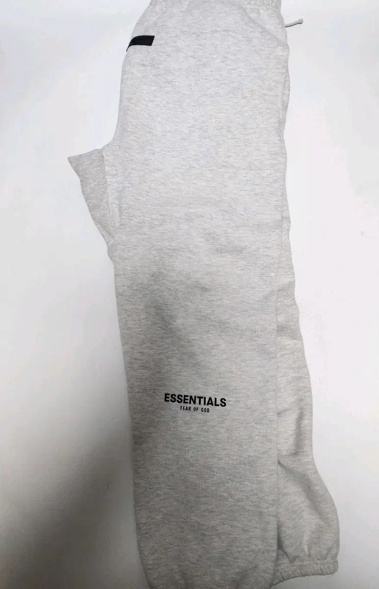 エッセンシャルズ ザ コア スウェットパンツ ライト オートミール XL