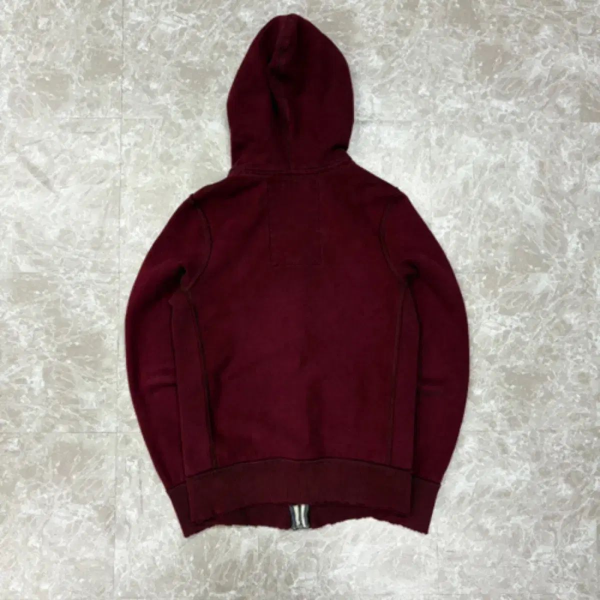 Abercrombie アバクロンビー バーガンディ WHO ジップアップ 必須アイテム