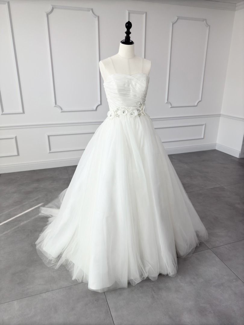 タカミブライダル TAKAMI BRIDAL ウェディングドレス ホワイト 白 ファーストオーナー ベアトップ チュール