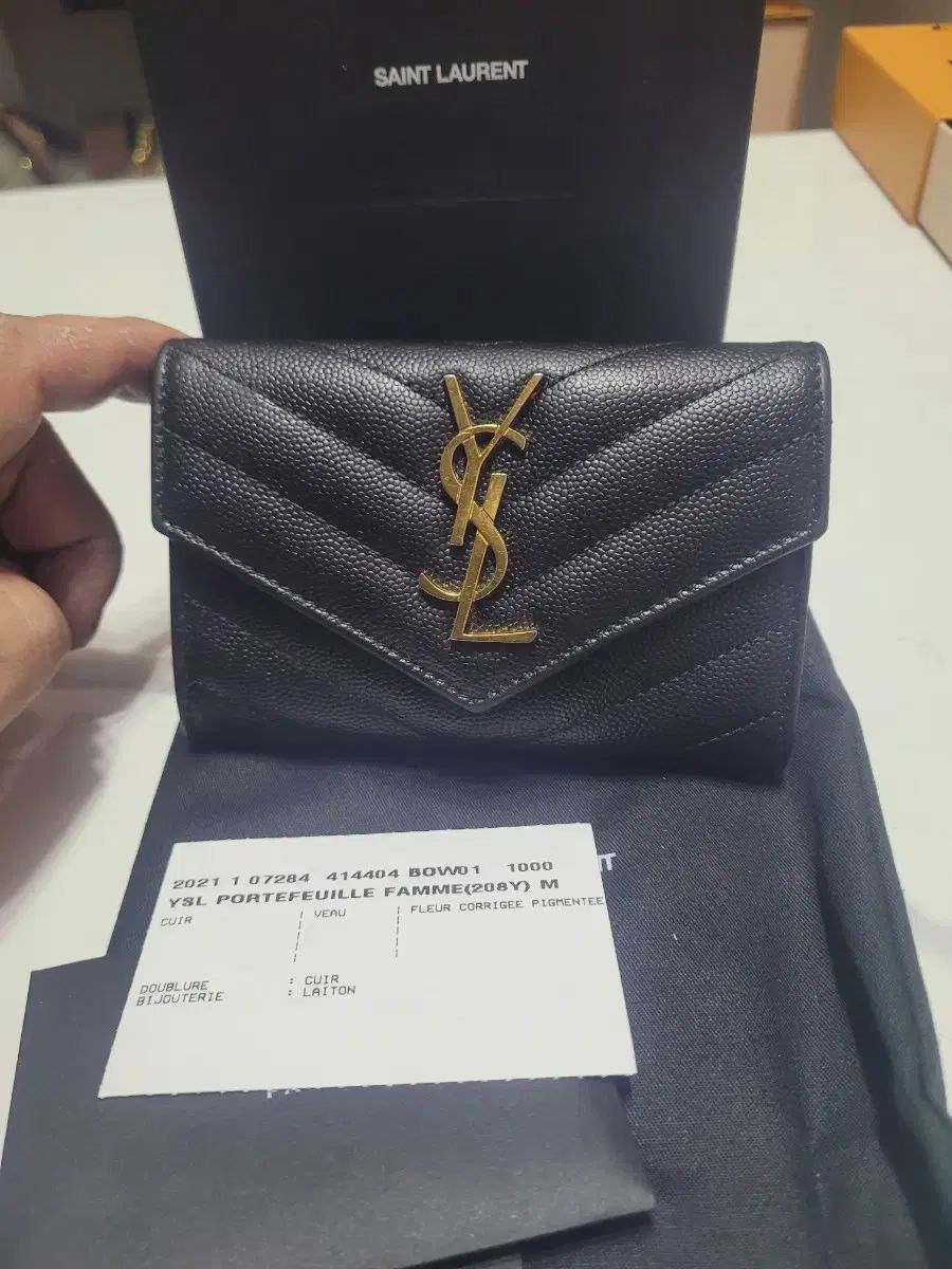 カードウォレット ブラック