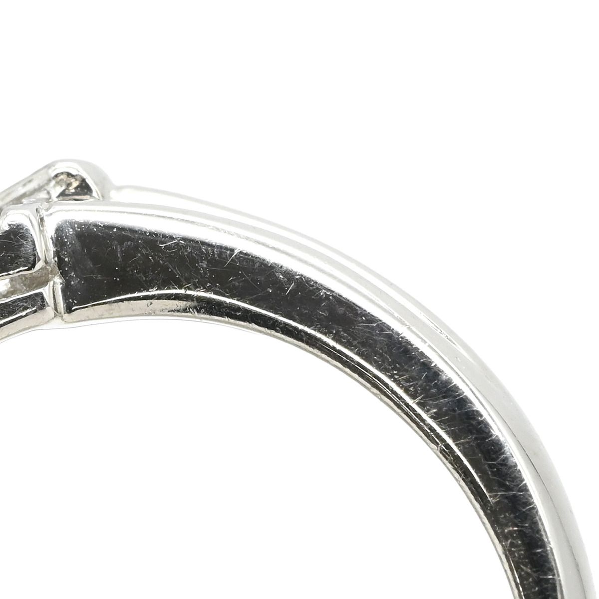 ダイヤリング Pt