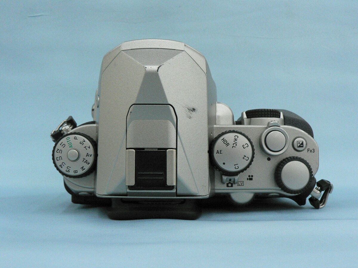 並品 ペンタックス KP ボディ シルバー