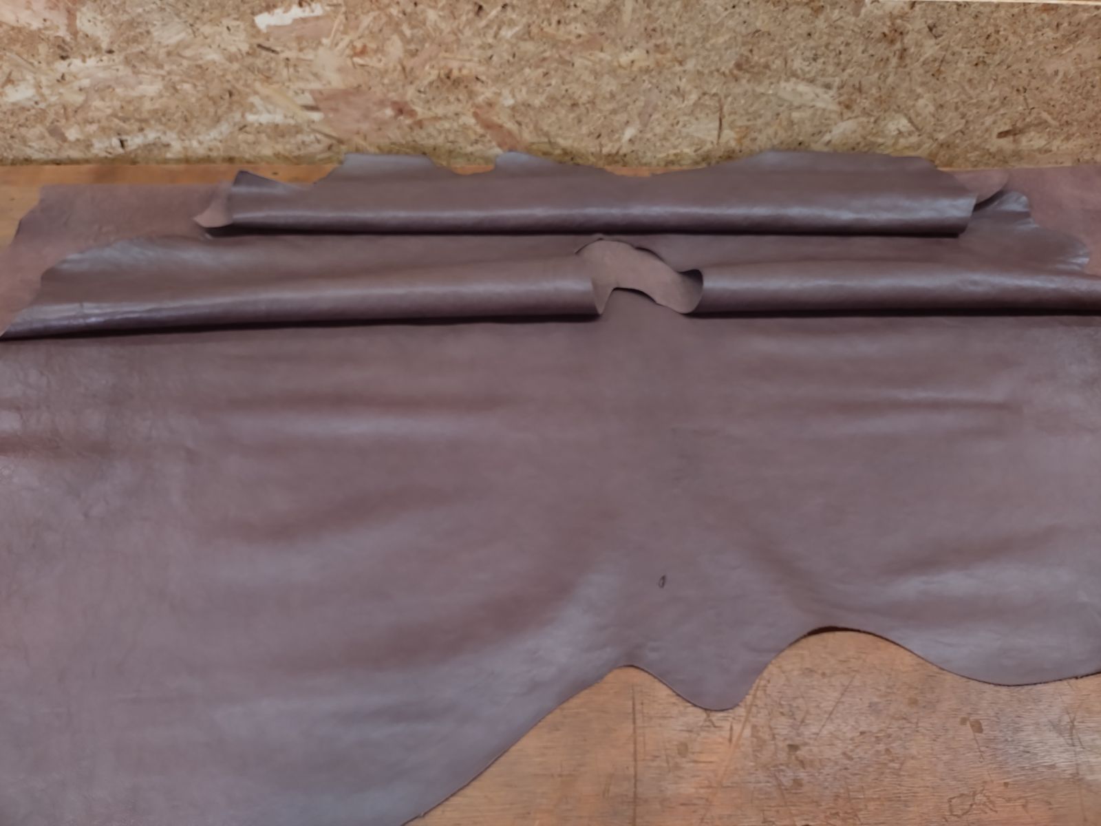 バングラキップ ヌメ革ソフト 小豆ブラウン 209ds