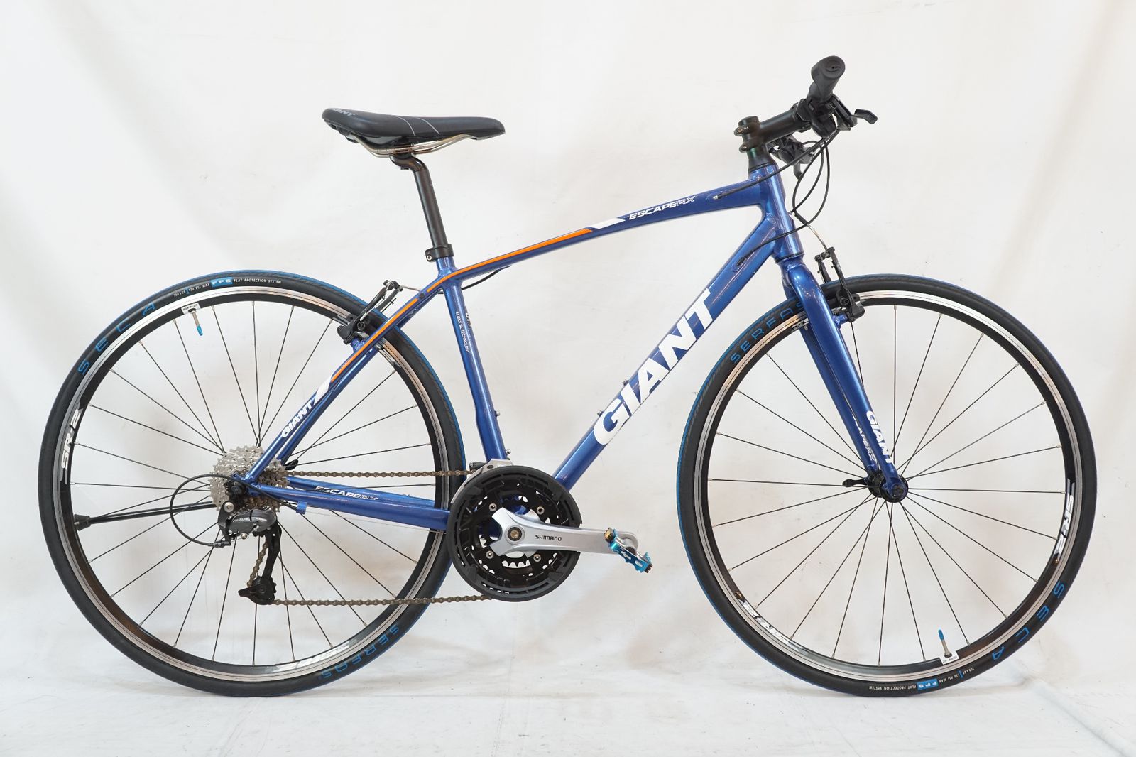 GIANT ジャイアント ESCAPE RX 3 2016年モデル クロスバイク バイチャリ浦和ベース