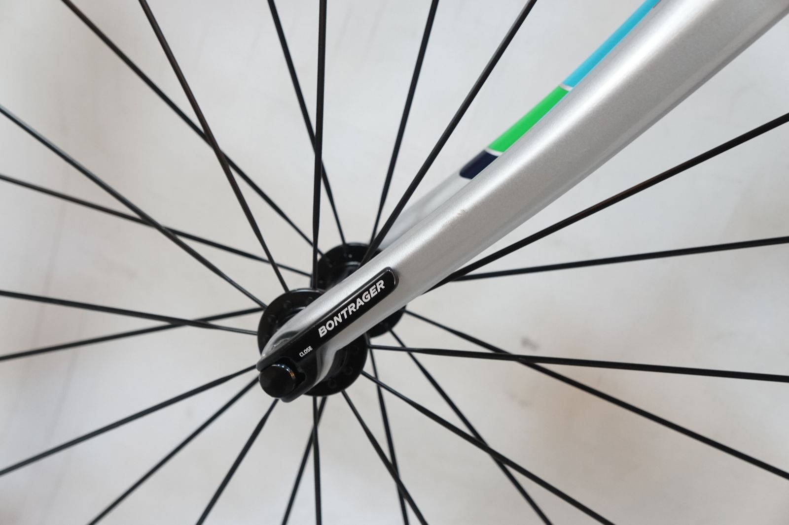 TREK トレック DOMANE ALR 4 2017年モデル ロードバイク バイチャリ浦和ベース ロードバイク スポーツサイクル 自転車本体