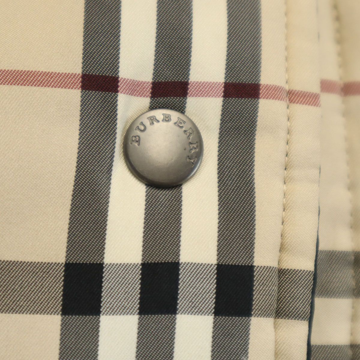 バーバリーロンドン　ダウンベスト　ノバチェック　フード取外可　2way　ベージュ バーバリーロンドン ダウンベスト ノバチェック フード取外可 2way