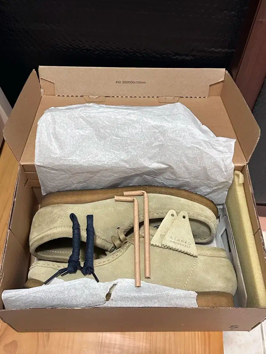 クラークス ワラビー メイプル uk 7.5