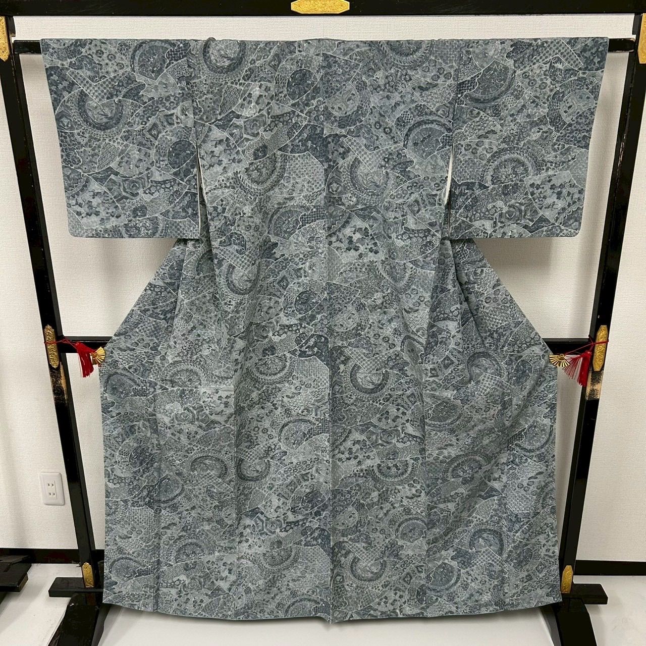 【単衣 正絹 染め紬】 紬 正絹 更紗模様 染め 上品な色味 袷 着物 MK-869 - メルカリ