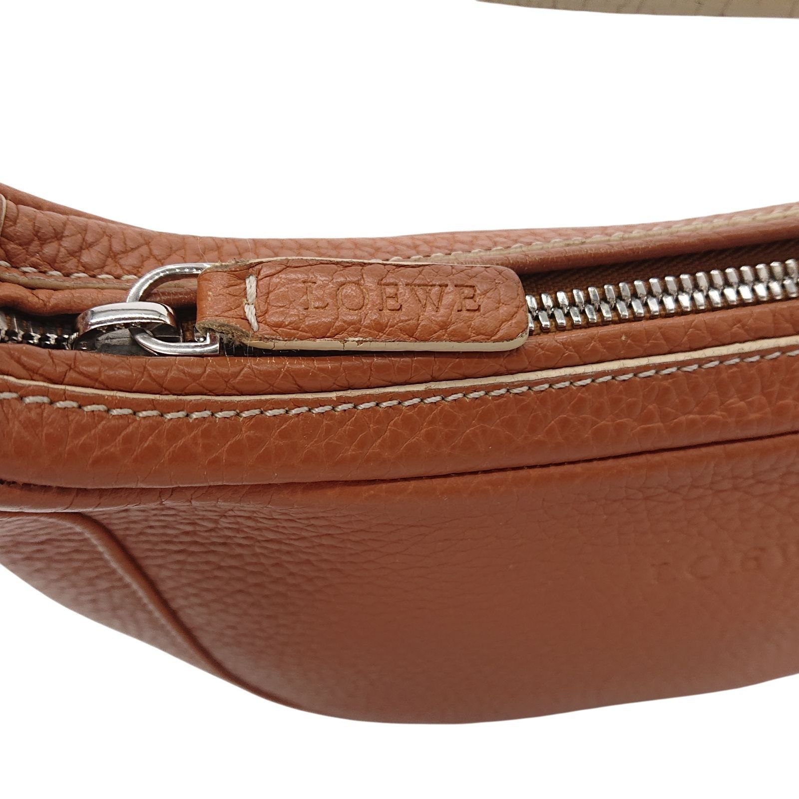 美品】LOEWE ロエベ 2way ショルダーバッグ ハンドバッグ ロゴ型押し 