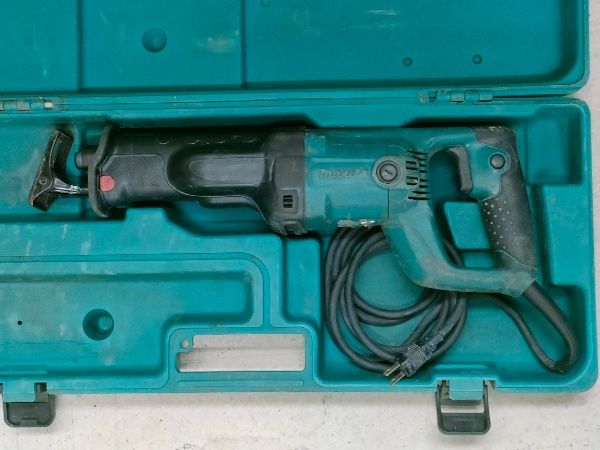 マキタ Makita レシプロソー JR3050T ケース付き 動作 済み