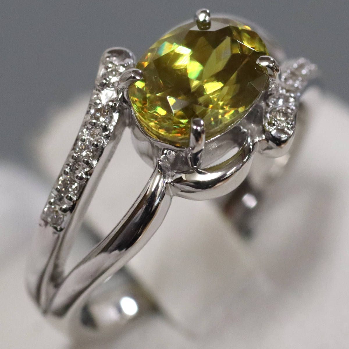 K18WGスフェーンダイヤモンドリング S1.67 D0.08 4.9g 12