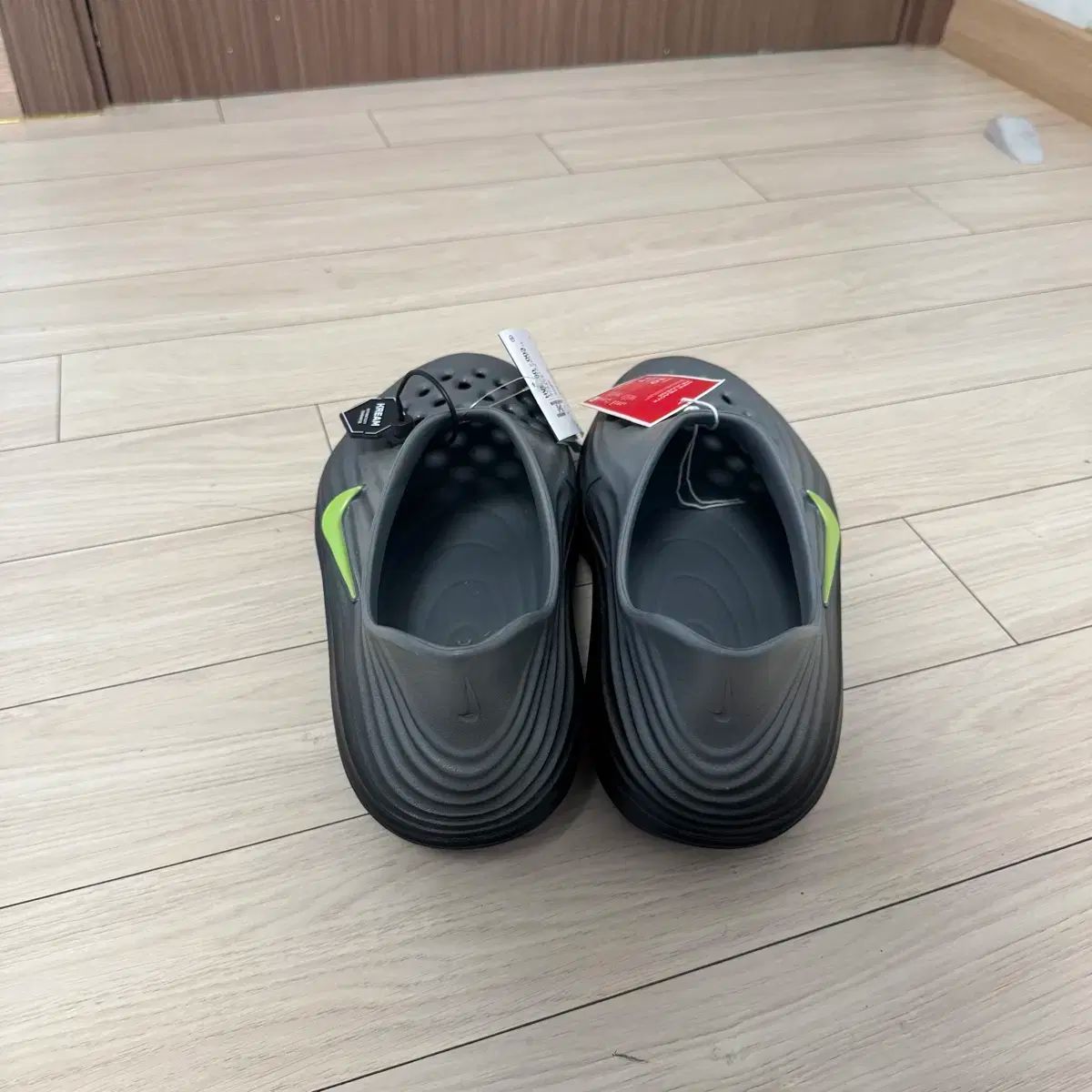 ナイキ リアクトX リージュビネイト ブラック クール グレー 280