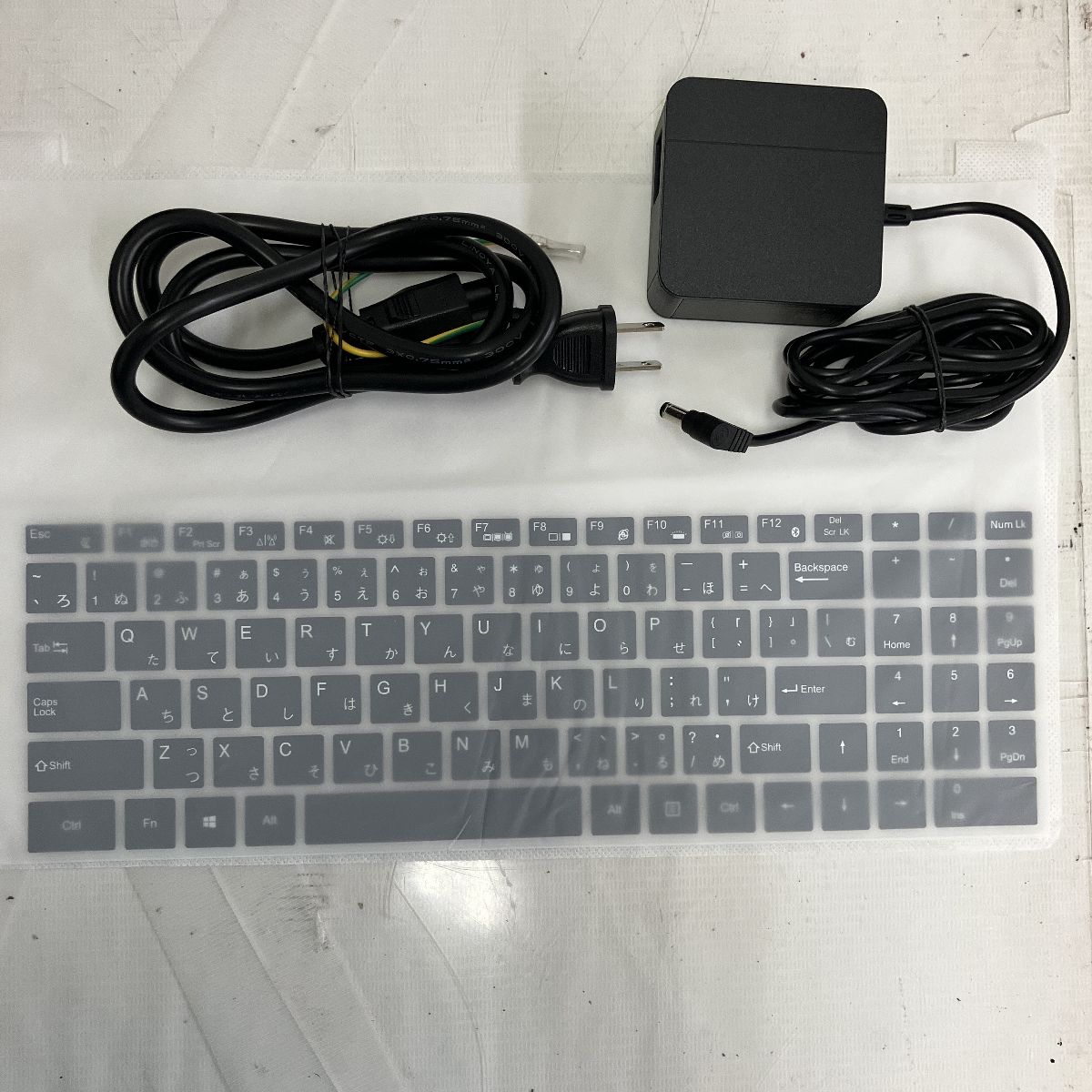 メーカー不明 ノート パソコン 13 th Gen i 7 13620 H 32 GB SSD 1 TB 15.6インチ FHD OS無