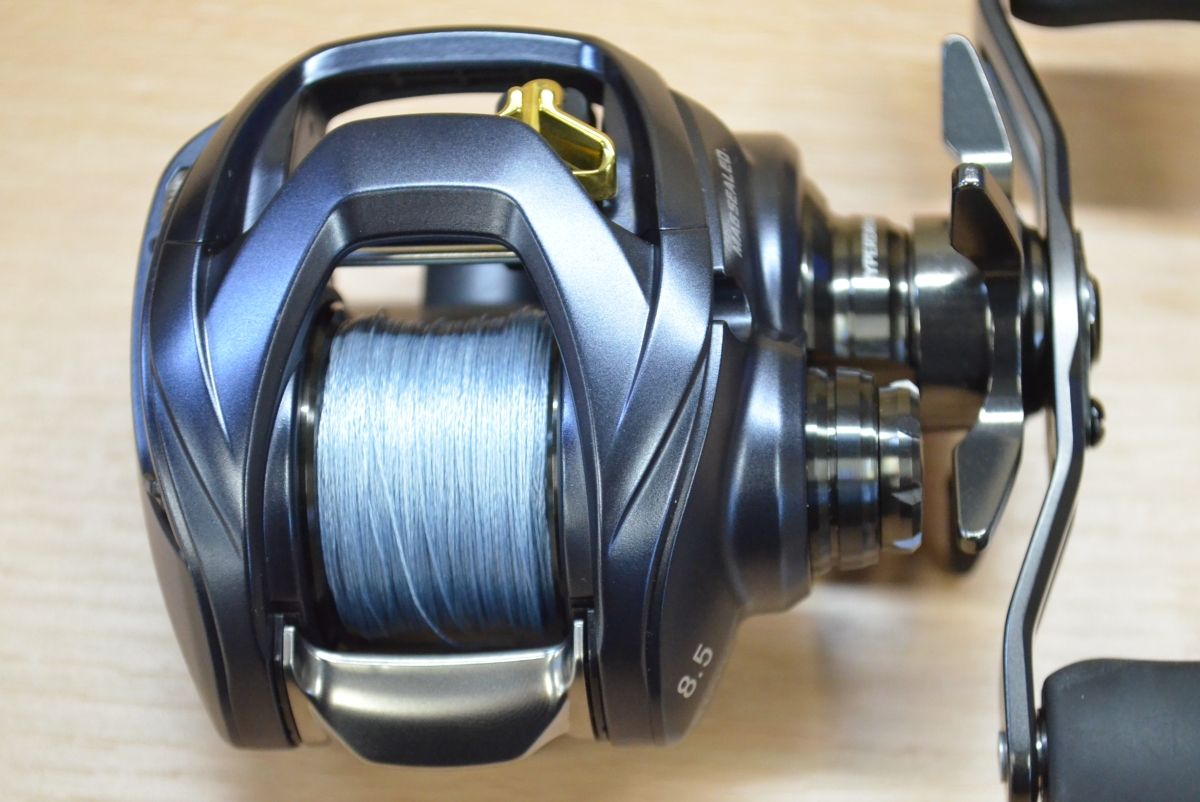 STEEZ ベイトリール