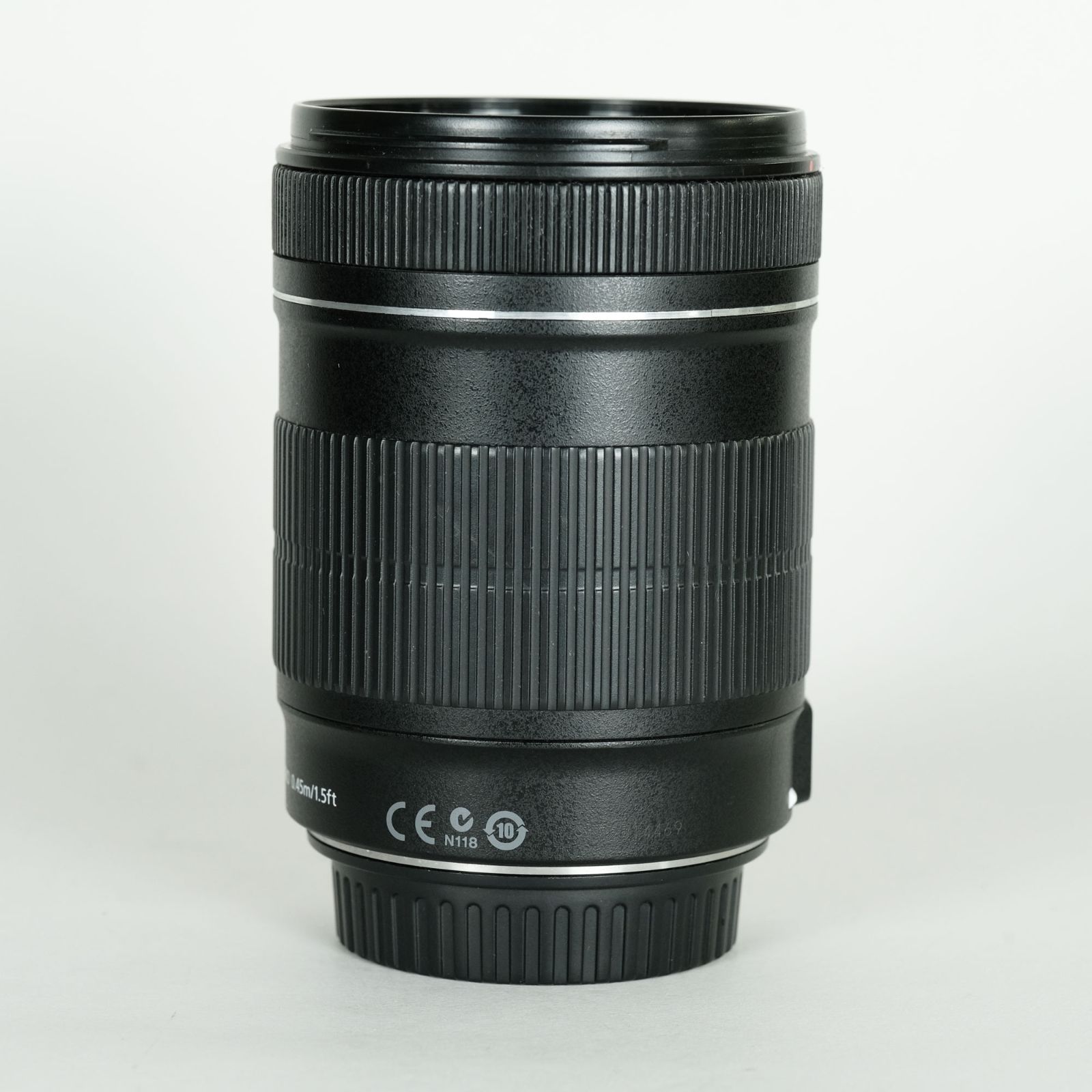 EF-S18-135mm F3.5-5.6