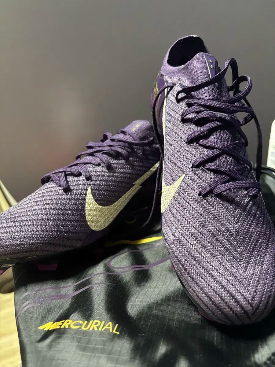 NIKE マーキュリアル ベイパー16 キリアン エムバペ エディション