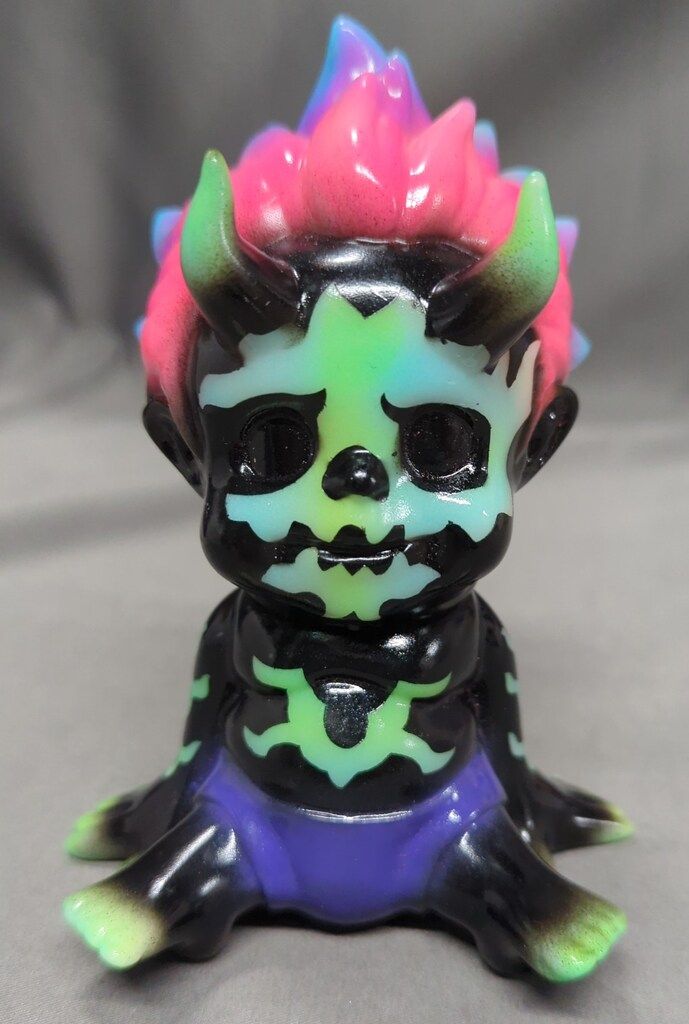 SOFT VINYL TOY JELLY ROGER Edward M Drake 蓄光成型/紫/黄緑/黒/ 髪