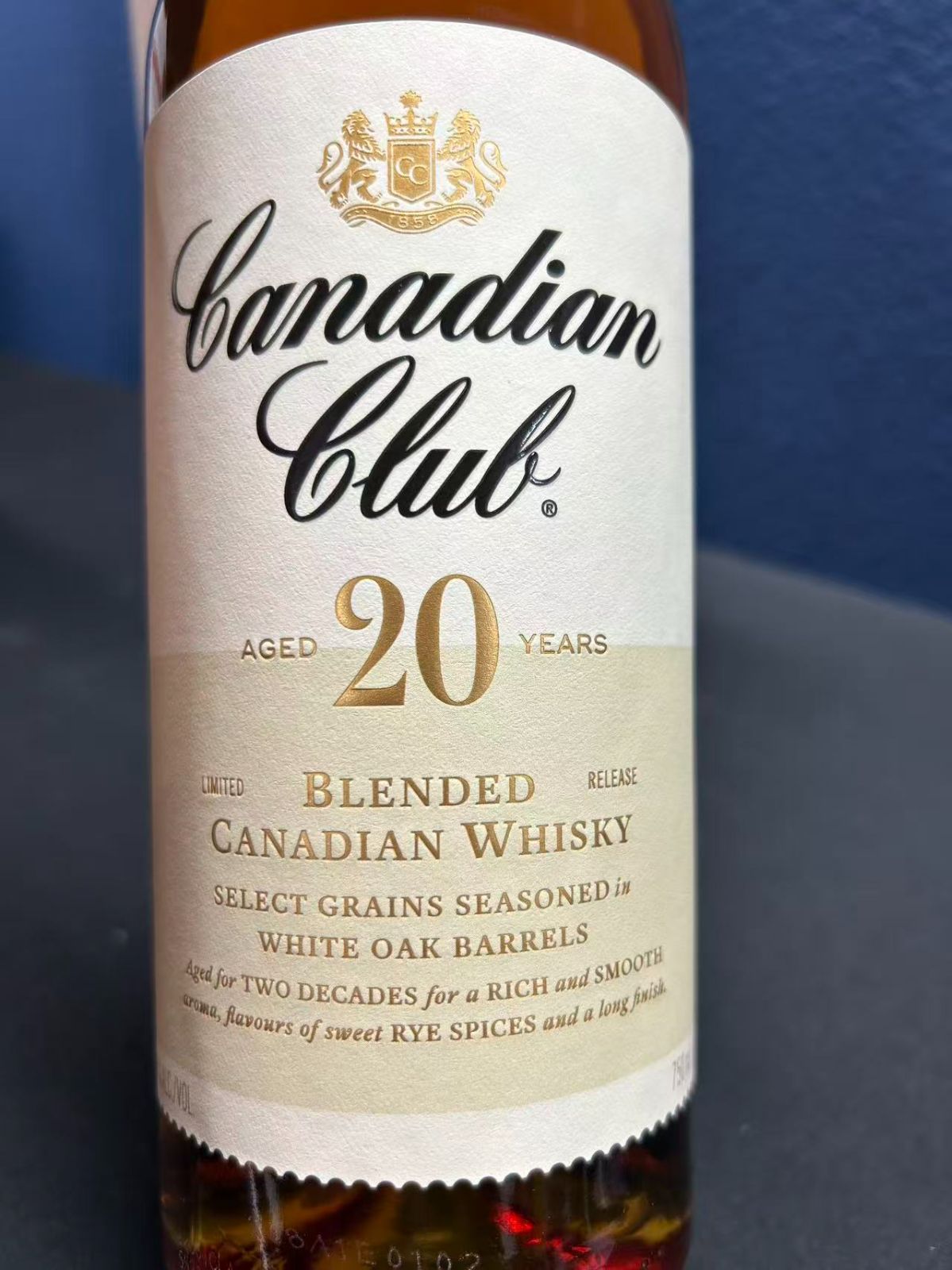 カナディアンクラブ 20年 750ml ウイスキー 新品 - メルカリ