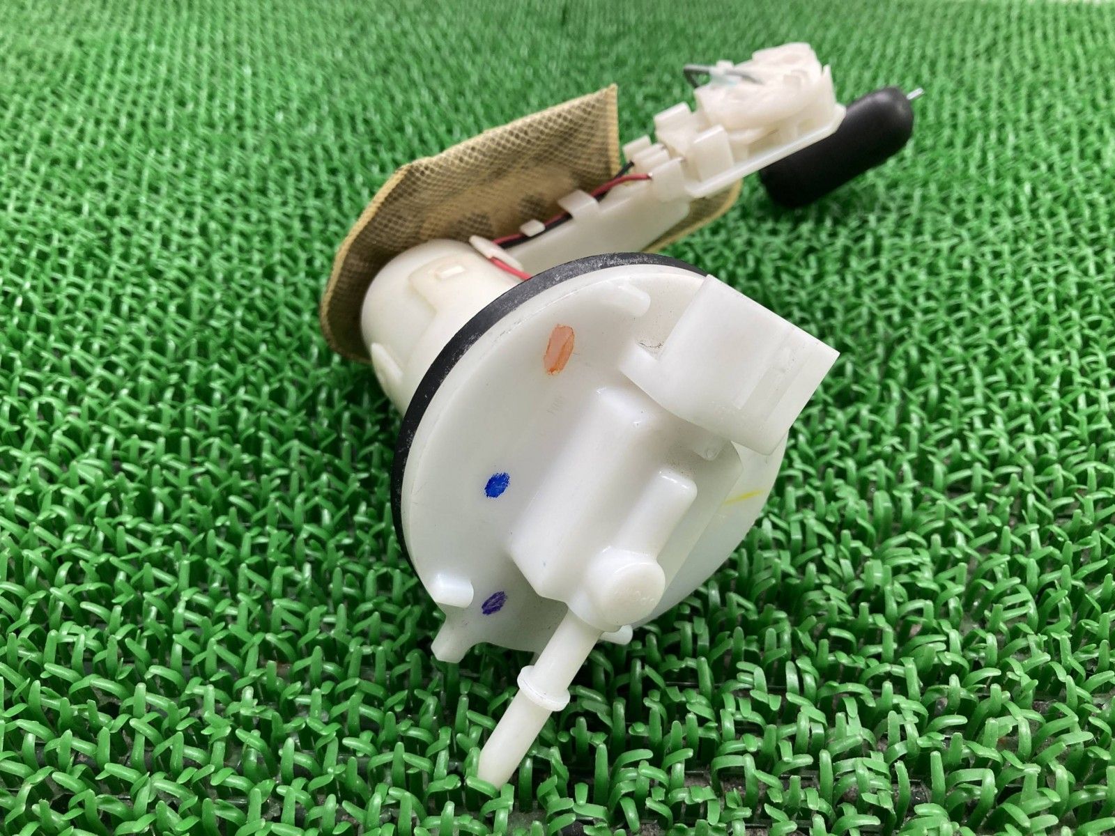 グロム フューエルポンプ ホンダ 純正 中古 バイク 部品 JC61 後期