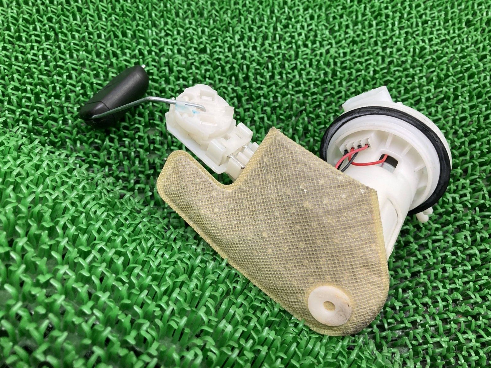 ハイドロポンプ　クローム　中古 グロム フューエルポンプ ホンダ 純正 中古 バイク 部品 JC61 後期